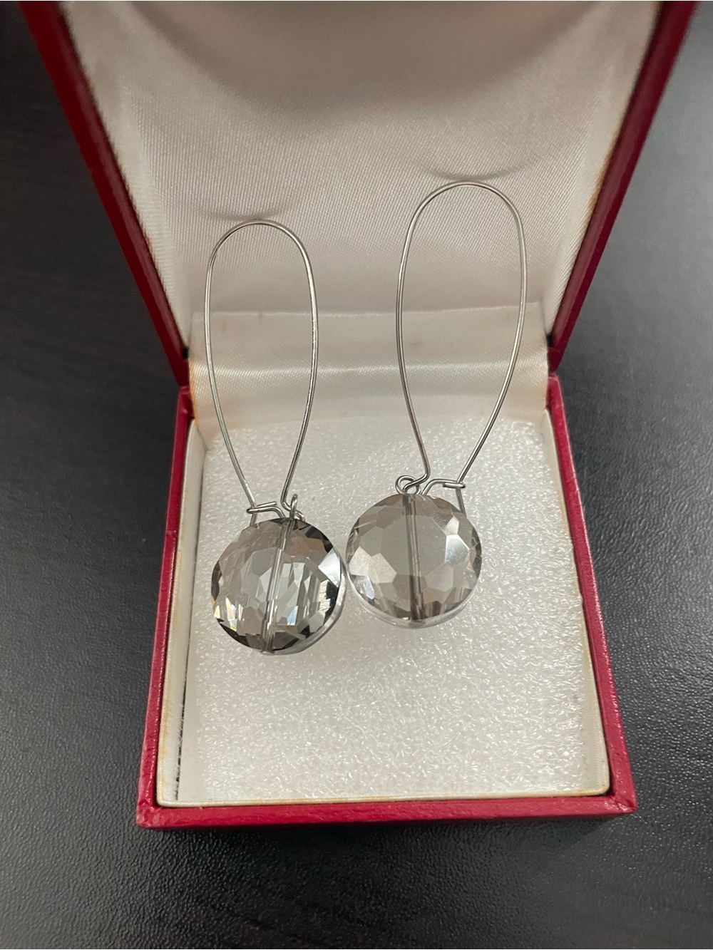 Elegant Silver/Gray Crystal Drop Earrings